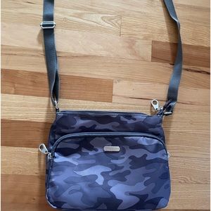 Baggalini Camo print crossbody bag